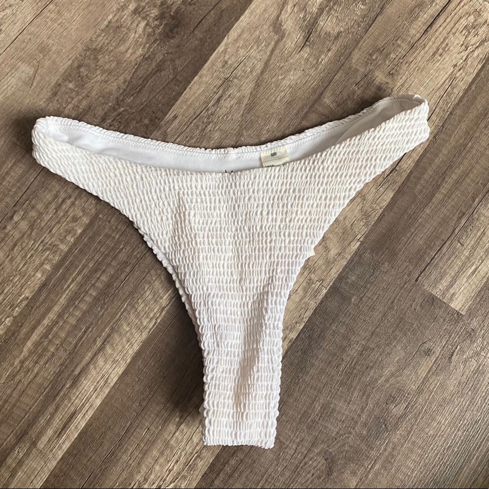 Hollister thing swimsuit bottoms